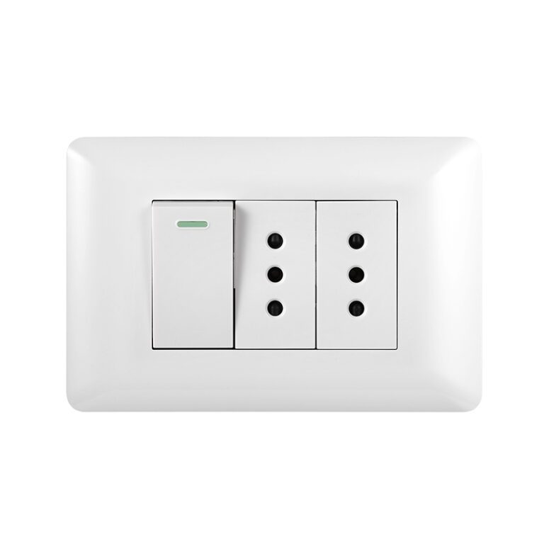 TOMACORRIENTE DOBLE 10A 250V + INTERRUPTOR SIMPLE 9/12 10A 250 BLANCO
