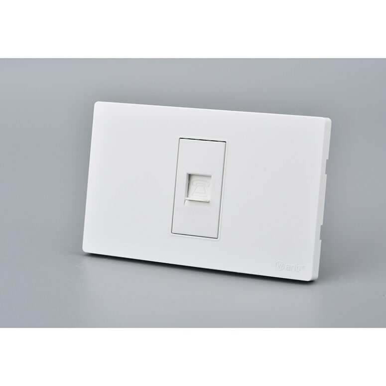 TOMA INTERNET MET RJ45 BLANCO 10PC