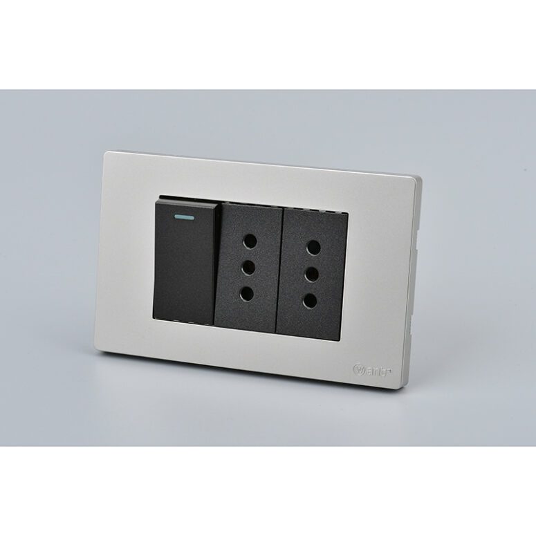 INTERRUPTOR*1 MET 9/12 16A+TOMACORRIENTE*2 10A G+N 10PC